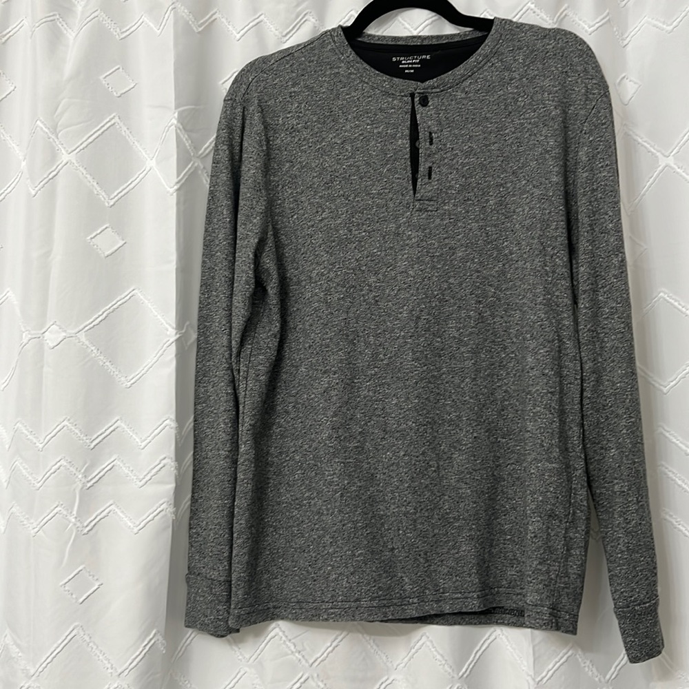Structure- Slim Fit size Medium